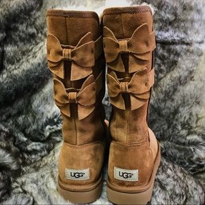 ‼️SALE‼️ Ugg Allegra Bow Boots (11)